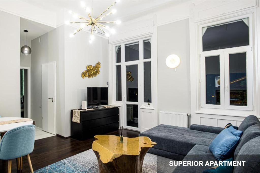 BpR Agathé Elegant Suite with Parliament View Budapest Exterior foto