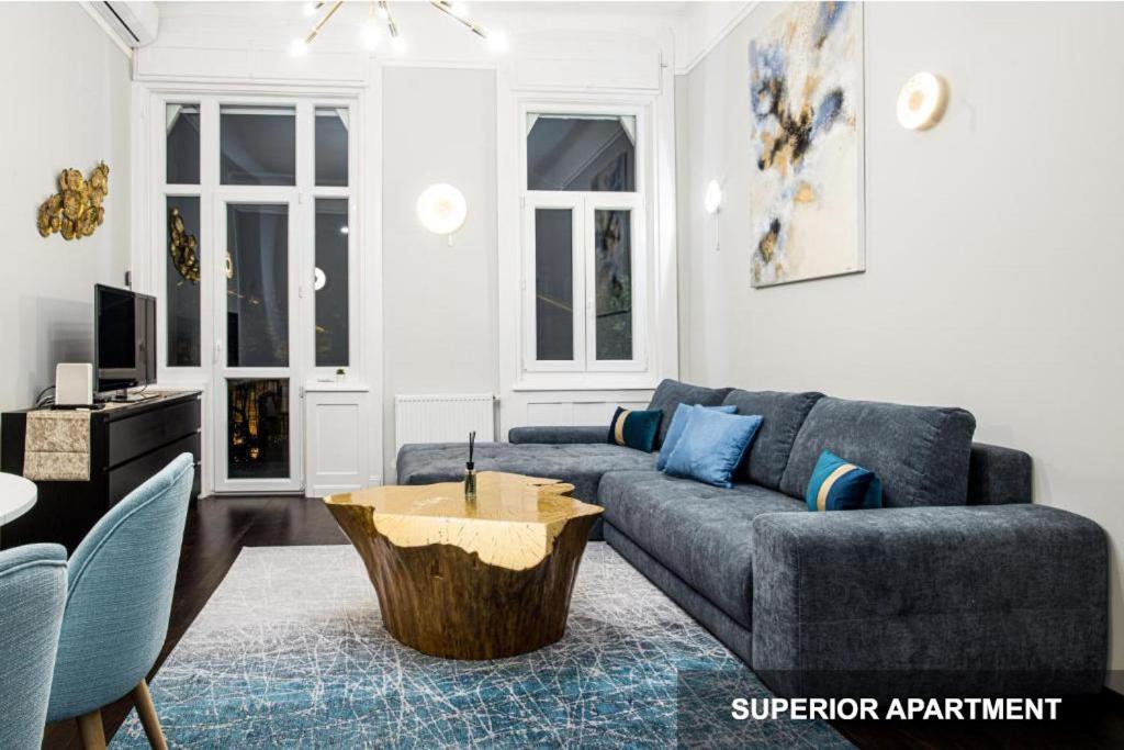 BpR Agathé Elegant Suite with Parliament View Budapest Exterior foto