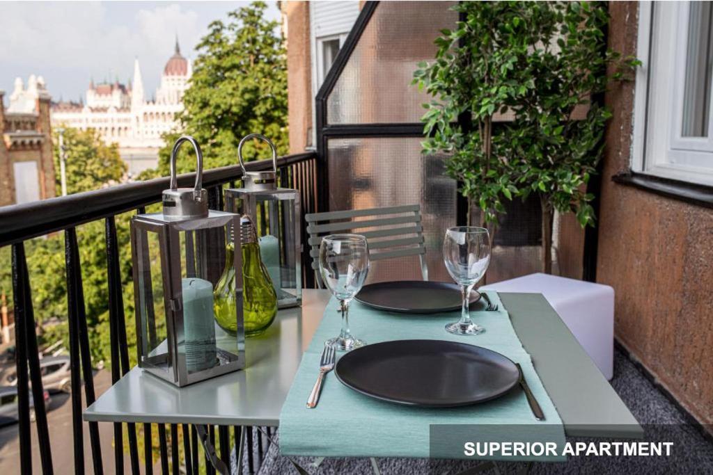 BpR Agathé Elegant Suite with Parliament View Budapest Exterior foto